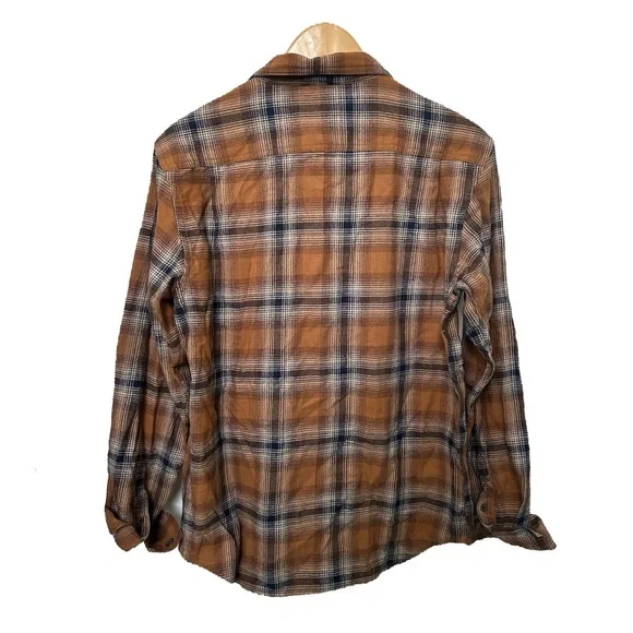 Old Navy Plaid Men’s Earth Tone Button-Up Longsleeve - Picture 2 of 3